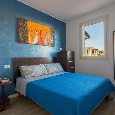 Marine House, 100 Steps From The Sea Apartment *